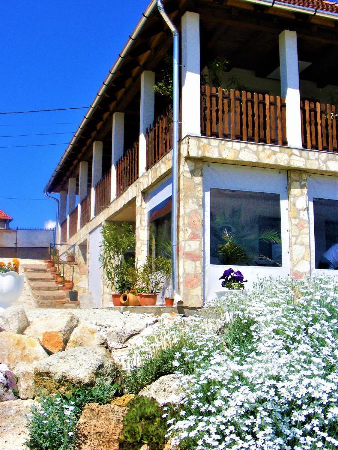 Tokaj Hill Panorama Guesthouse Szerencs Exterior photo